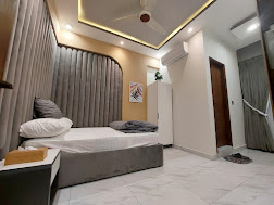 TRAVELLERS HEAVEN 3BR APT DHA NISHAT PHASE VI