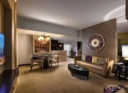 Jumeirah Emirates Towers — photo 2 of 3