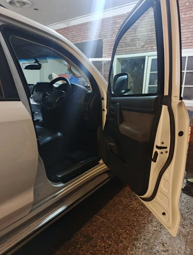 Bulletproof Car Rental in Faisalabad – B6/B6+ Armored Vehicles — photo 6 of 7