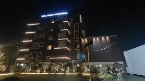 Hotel Holiday International hotel in ajman