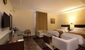 Royal City Hotel hotel in saiwal