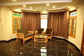 Peace palace guest house — photo 1 of 3