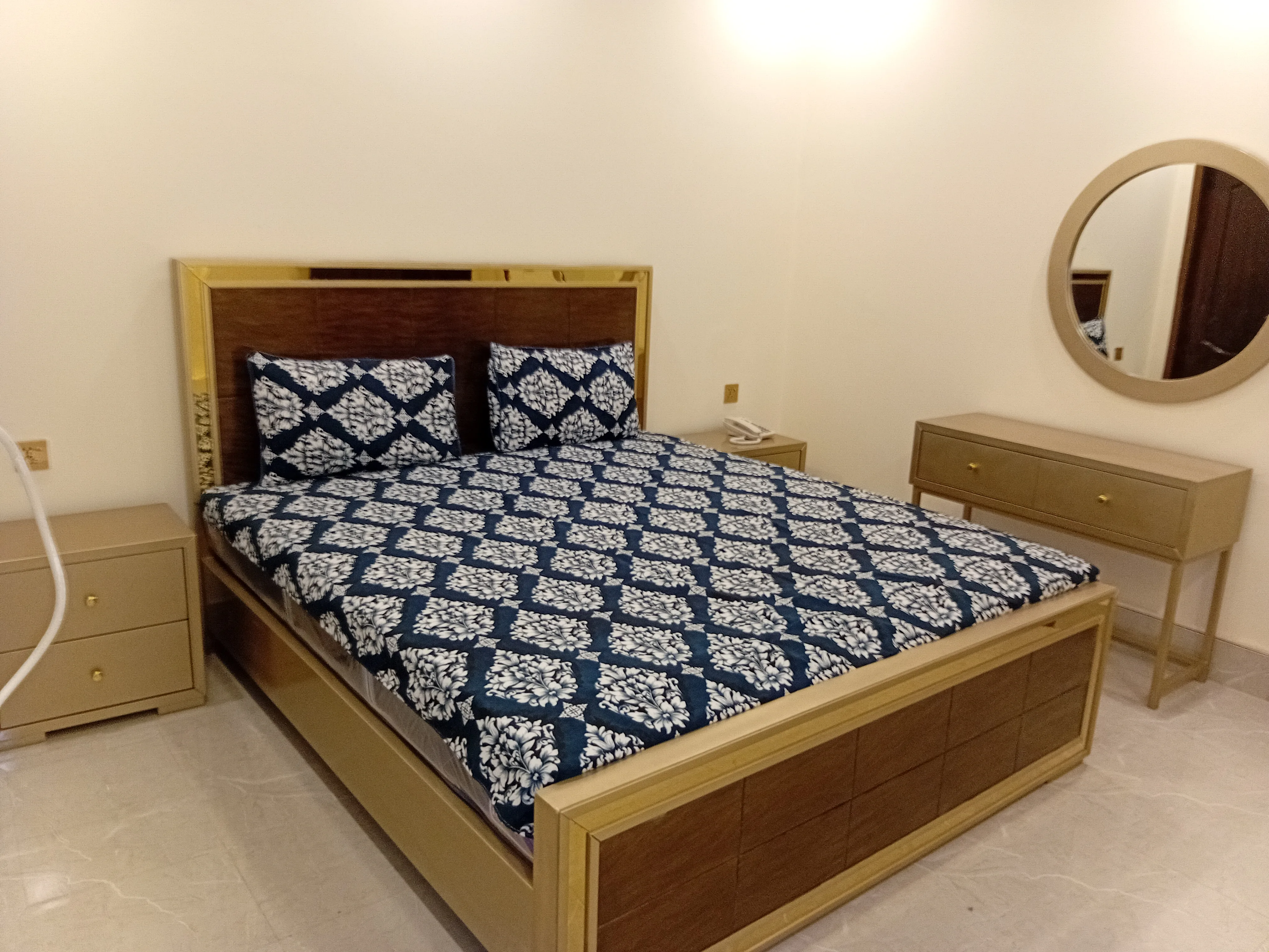 SI Family Hotel Johar Town Lahore — photo 9 of 11