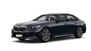 عالم السيارات لتأجير السيارات — photo 4 of 4