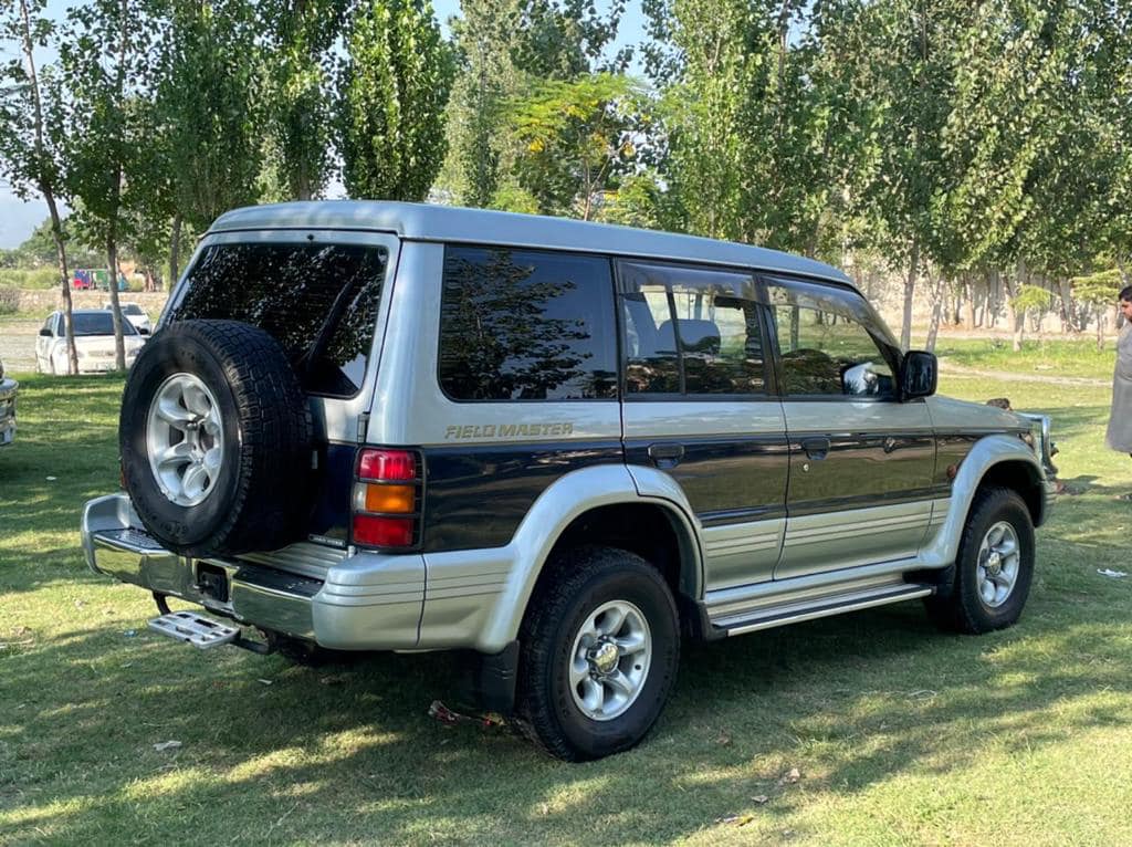 VIP WHEELS RENT A CAR — photo 2 of 4