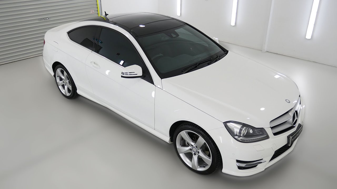 Pakistan rent A car — photo 3 of 3