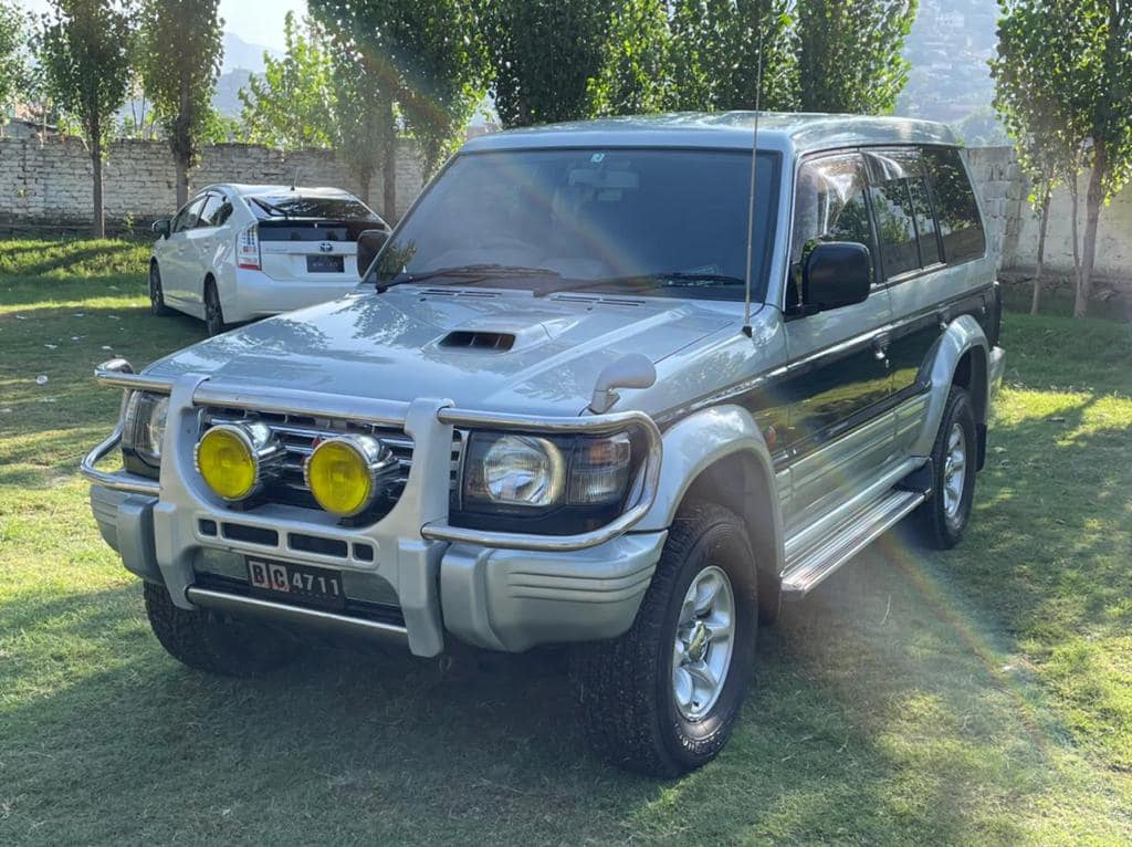 SAFE RIDE CAR RENTAL &amp; TOUR'S BAHAWALPUR — photo 3 of 3