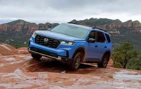 Al Ras Car &amp; Bus Rental LLC الراس لتأجير السيارات و الحافلات — photo 1 of 4