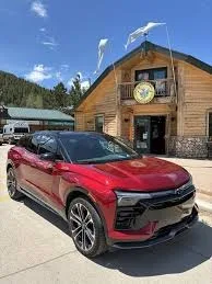 SS WHEELS CAR RENTAL &amp; TRANSPORTATION — photo 4 of 4