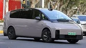 Mega MPV Car Rental — photo 3 of 4