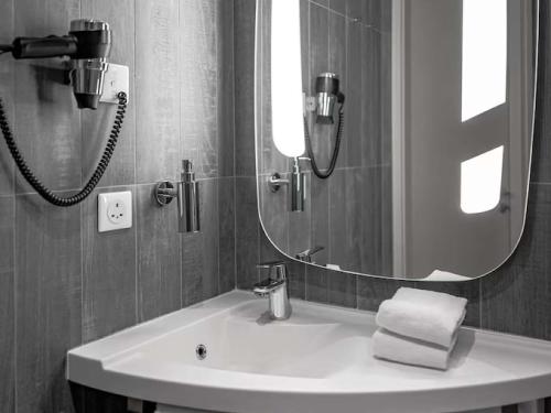 ibis Jeddah City Center — photo 3 of 4