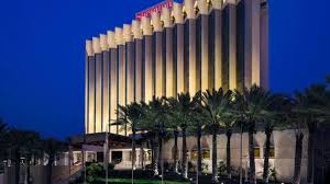 Sheraton Dammam Hotel &amp; Convention Centre — photo 1 of 4