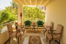 sky hotel — photo 1 of 4