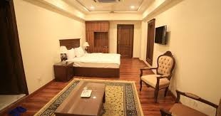 Diplomat Hotel — photo 1 of 4