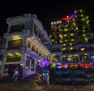 Burj Al Swat Hotel — photo 1 of 4