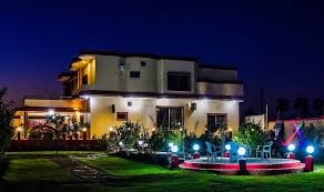 Arabian Lodges Hotel — photo 1 of 4