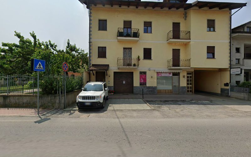 Autonoleggio F.Lli Menardi Di Valter &amp; Silvio Menardi Snc rental in Cervasca