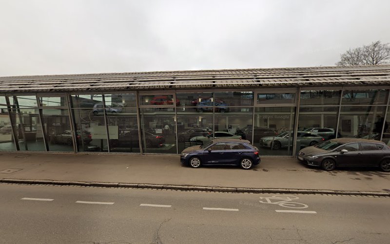 VW FS | Rent-a-Car - Ulm im Hause Audi Zentrum Ulm rental in Ulm