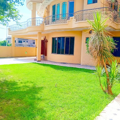 Sky Rose Guest House