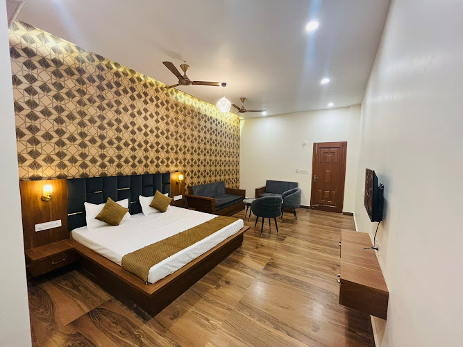 KOKO Stay - Comfort Has An Address in Saharanpur