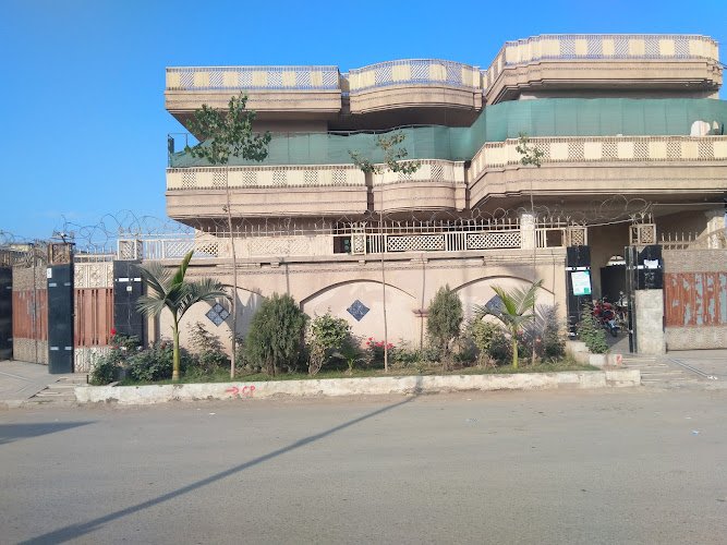 National Shahi Guest House