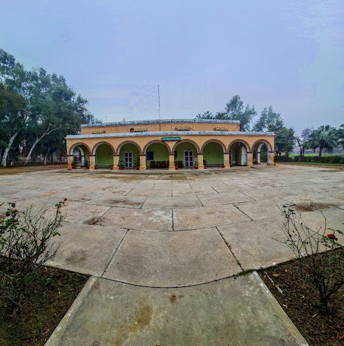 Khushab Canal Rest House