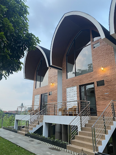 Villa Saung Wira in Cirebon