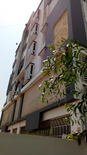 Vip Guest Rooms &amp; Service Apartments in Guntur