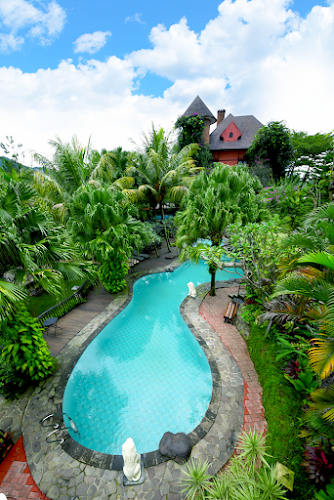 Edensor Hills Villa, Resort &amp; Café Shariah in Bogor Regency