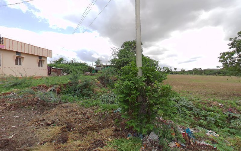 ವಿಜಯಲಕ್ಷ್ಮೀ ಟ್ರಾವೆಲ್ಸ್ rental in Buddinni