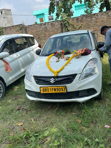 saket tour &amp; travels rental in Muzaffarpur, Shekhpur