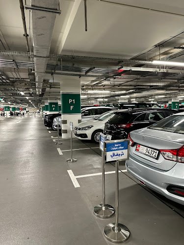 Thrifty Car Rental - The Dubai Mall car rental in Dubai