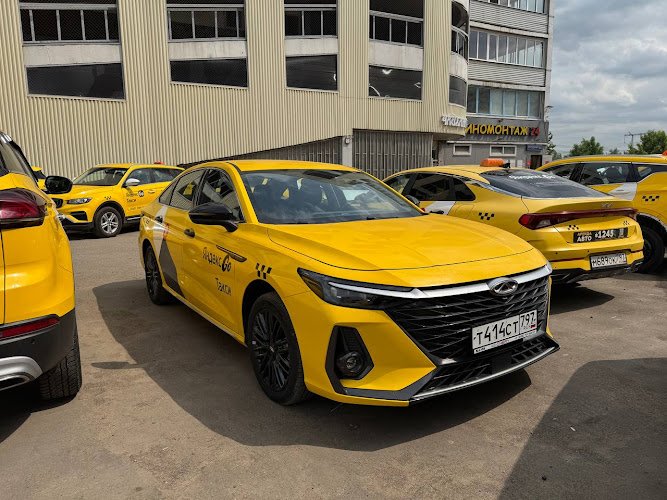 Taksopark - Arenda Avto Pod Taksi car rental in Moscow