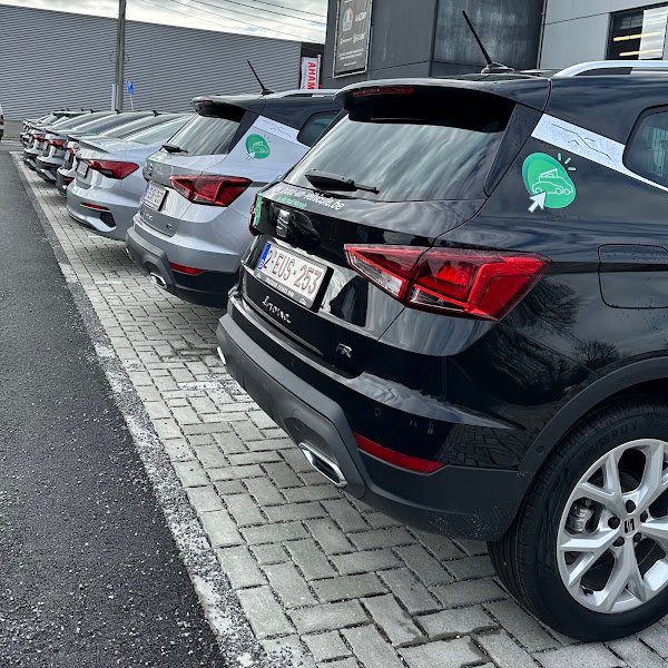 Louez-un-véhicule.be rental in Fosses-la-Ville