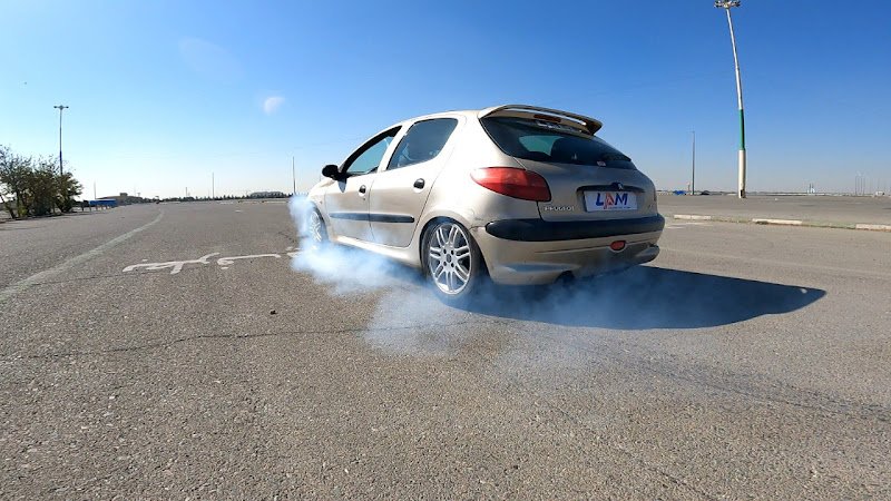 Laam Car Servis rental in Baghestan