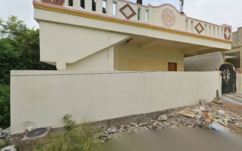 STAR GROUPS OFFICE car rental in Karimnagar