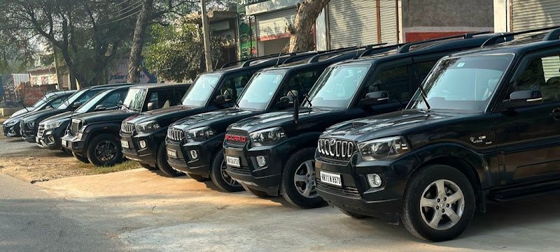 Self drive car rental rental in Hoshiarpur