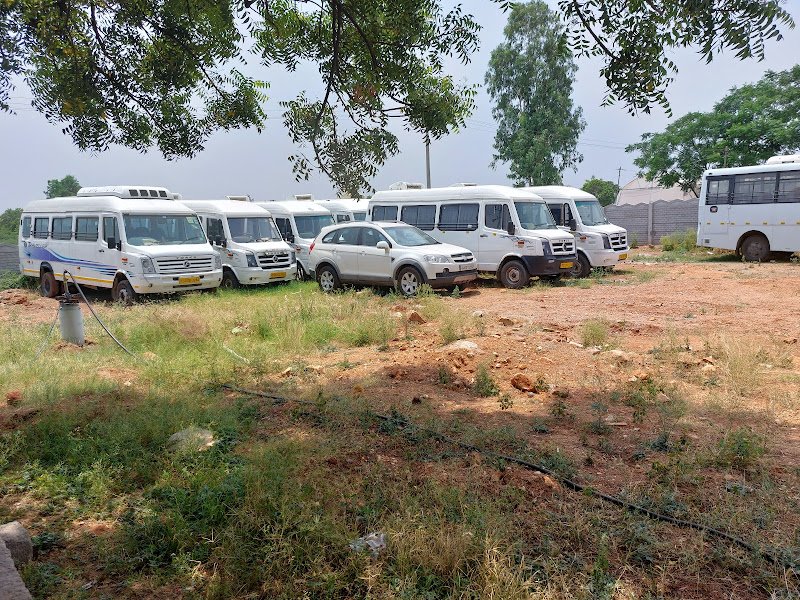 Sri Balaji Travels car rental in Karimnagar