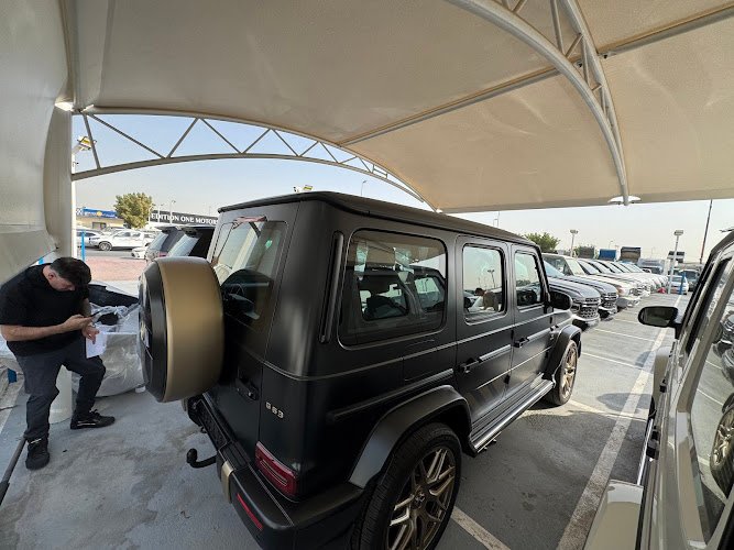 Oxidrent car rental car rental in Dubai