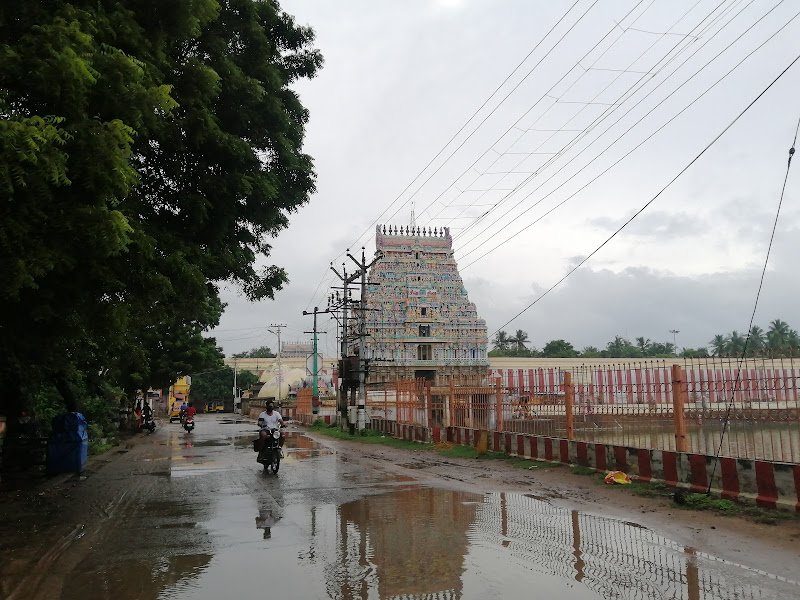 shreekutty traval car rental in Thiruvarur