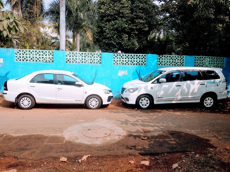 Sri saibalaji travels@vizag |tempo travels| bus rentals| mini bus| rental in Visakhapatnam