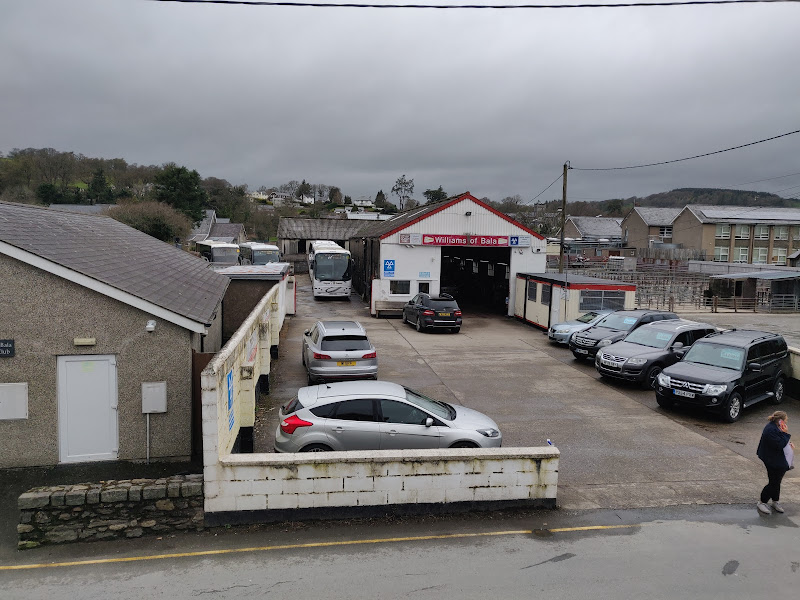 Williams Of Bala – Bala