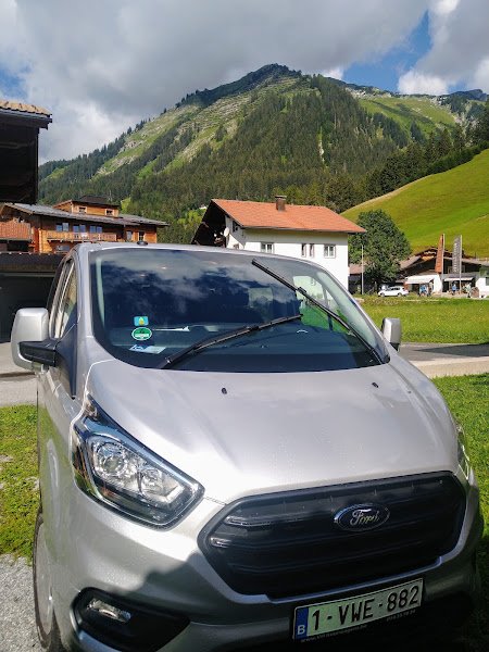 VH Huurwagens rental in Geel