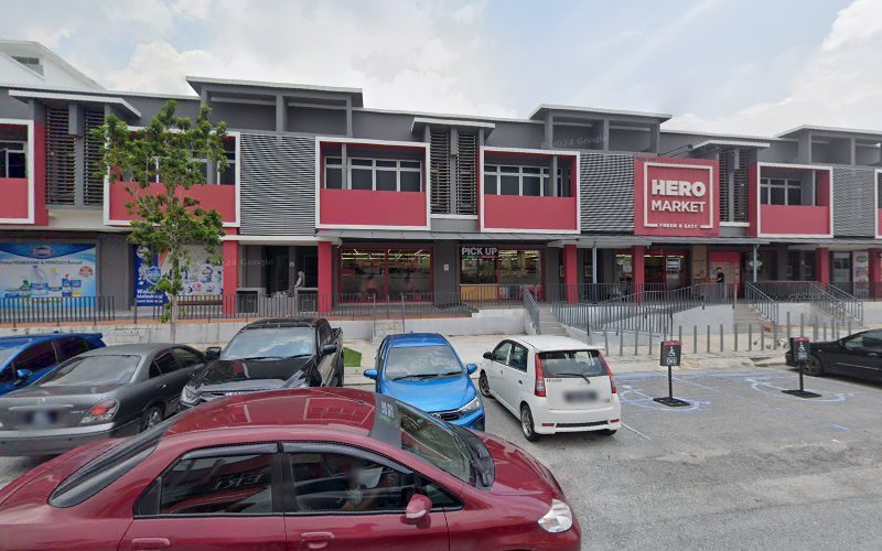 SR Advance Car Rental rental in Puncak Alam