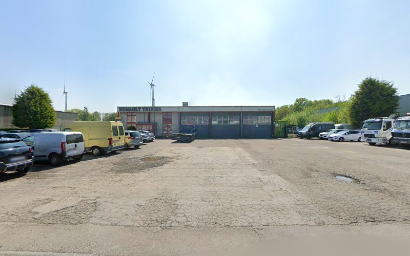 Avis Autoverhuur - Houdeng-goegnies rental in La Louvière