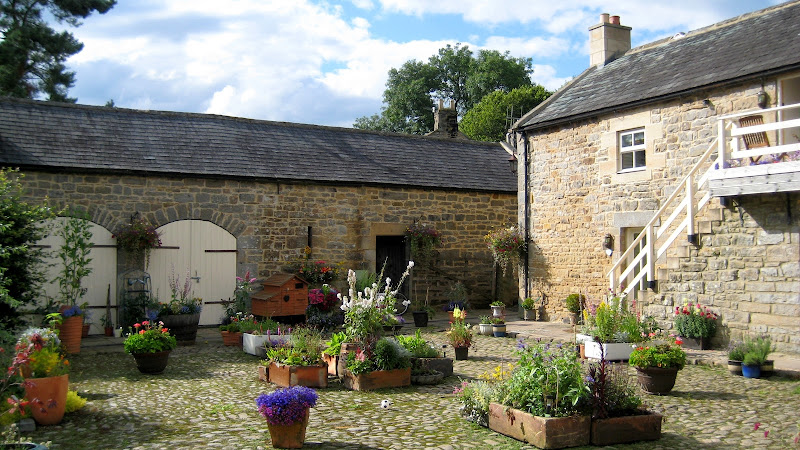 Falstone Barns