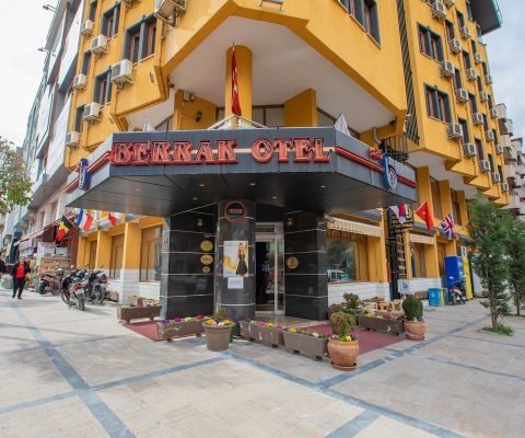 Berrak Hotel in Manisa
