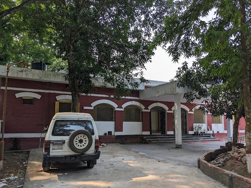 Officer's Rest House hotel in Lalmonirhat