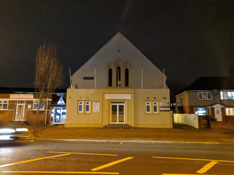 The Dharma Lodge hotel in Enfield