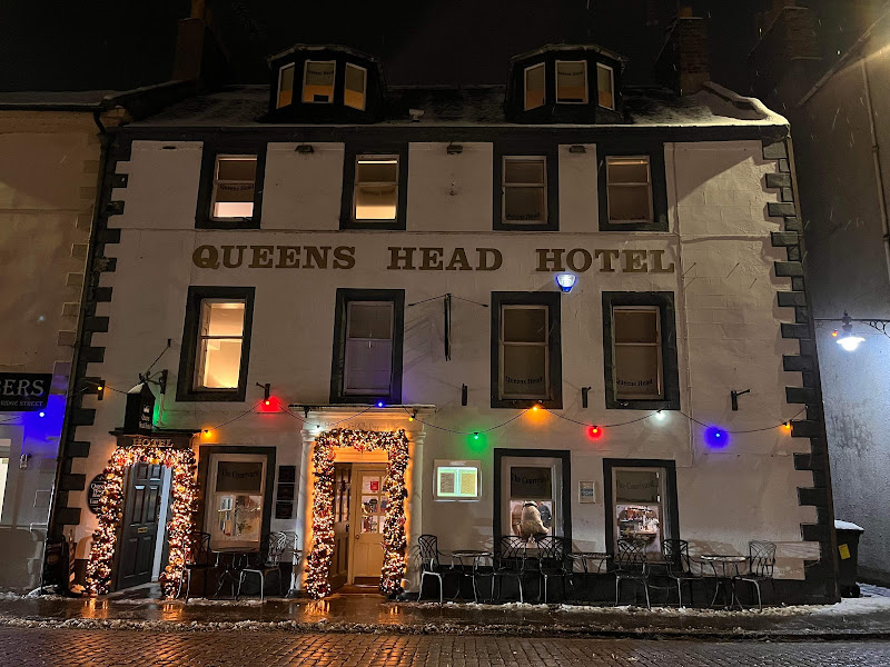 Queens Head Hotel